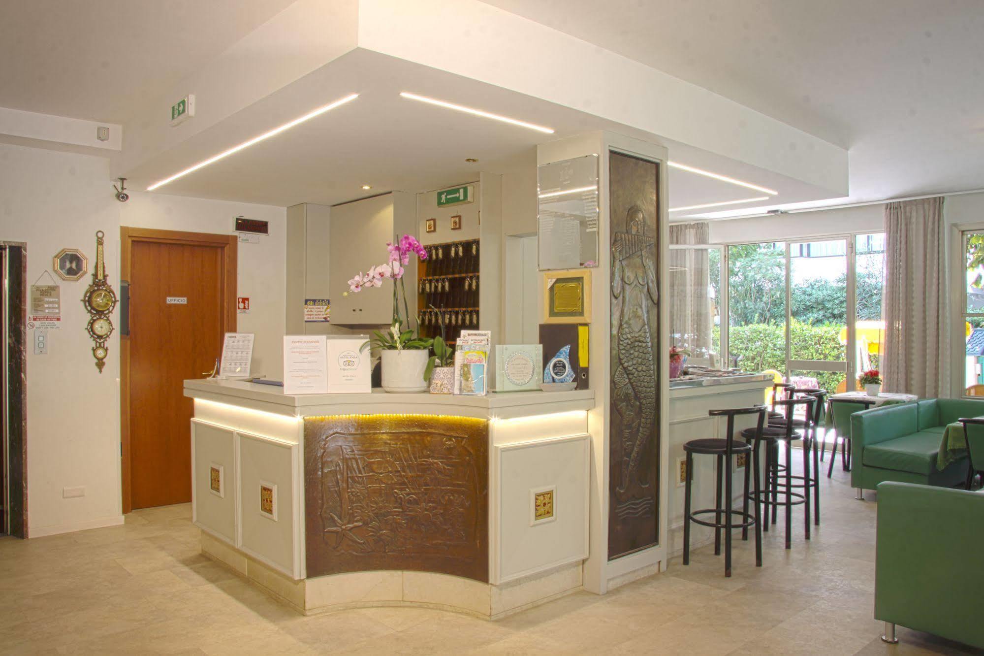 Hotel Tilly 체제나티코 외부 사진