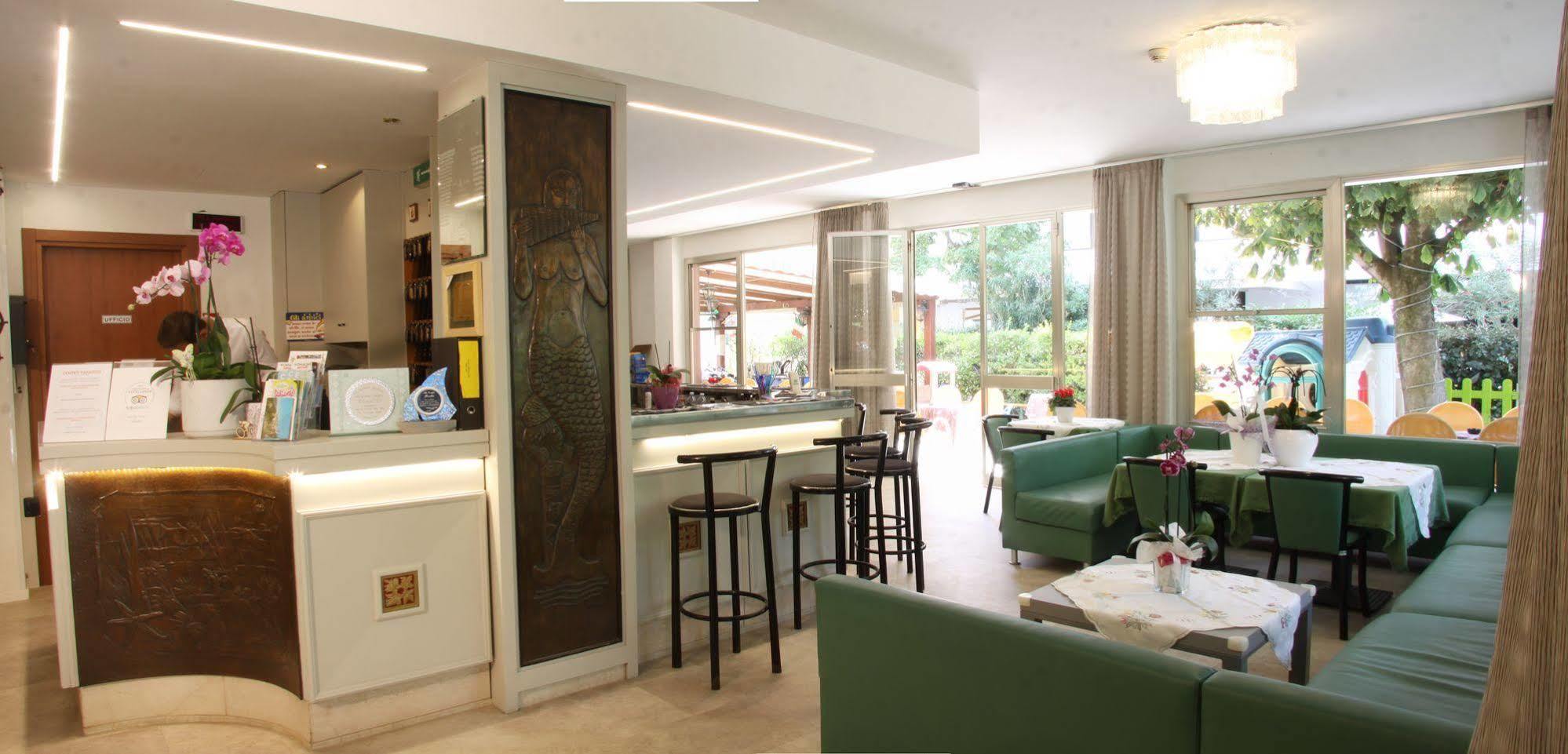 Hotel Tilly 체제나티코 외부 사진